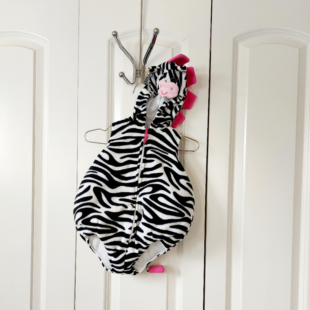 Zebra‎ Infant Costume size 6-9m Carters Halloween Bodysuit
